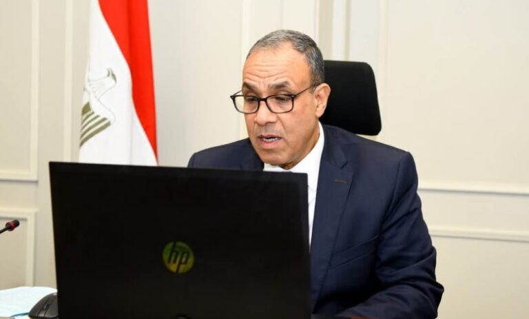 وزير الخارجية يناقش مع نظيرته النمساوية سبل تعزيز العلاقات الثنائية ومستجدات الأوضاع الإقليمية